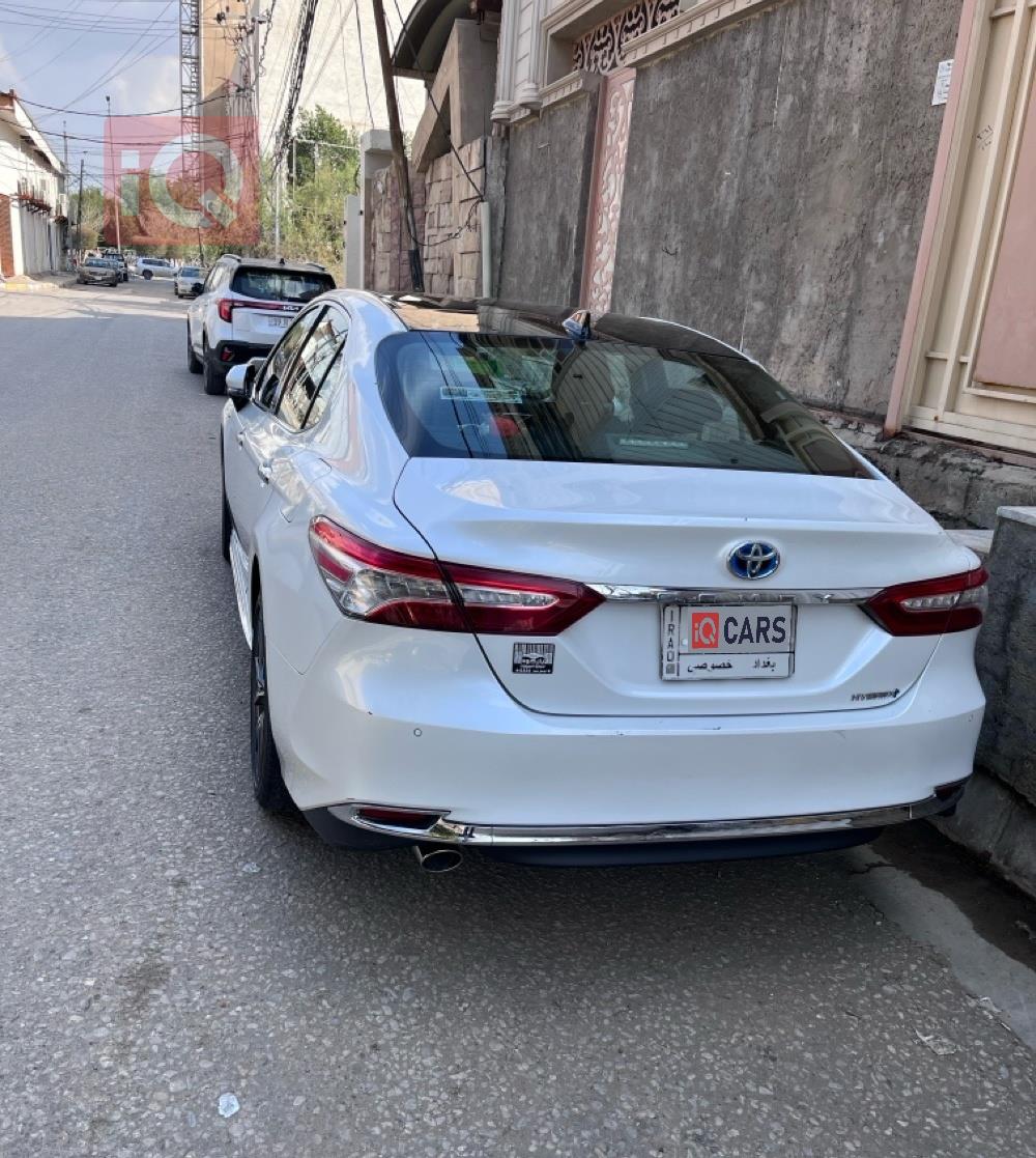 تۆیۆتا کامری